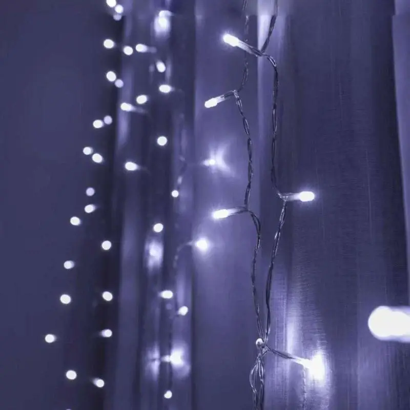 Satisfait Ou Remboursé Rideau lumineux 240LED IP44 4M 8 modes avec timer – Blanc Froid