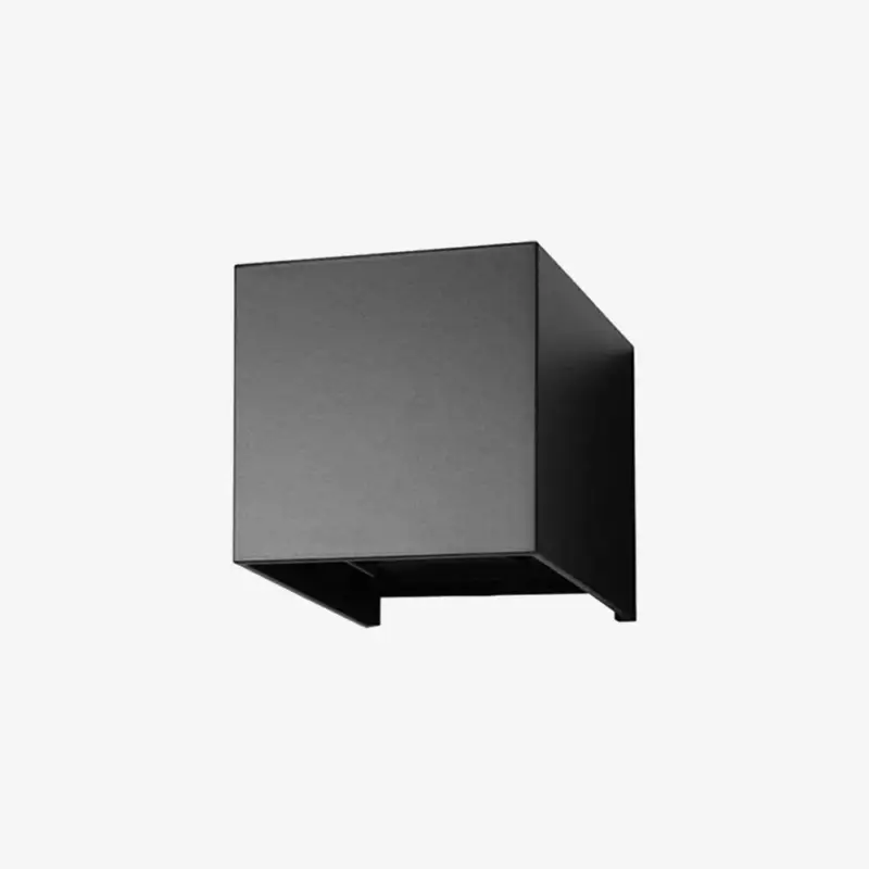 Affaire À Saisir Cubical aluminium wall light for corridors