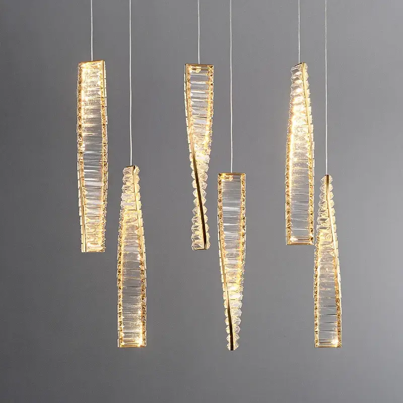 Modern crystal pendant for minimalist art deco interiors Offre Limitée