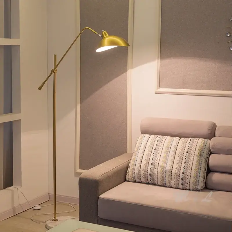Réduction Nordic gold floor lamp with adjustable marble base