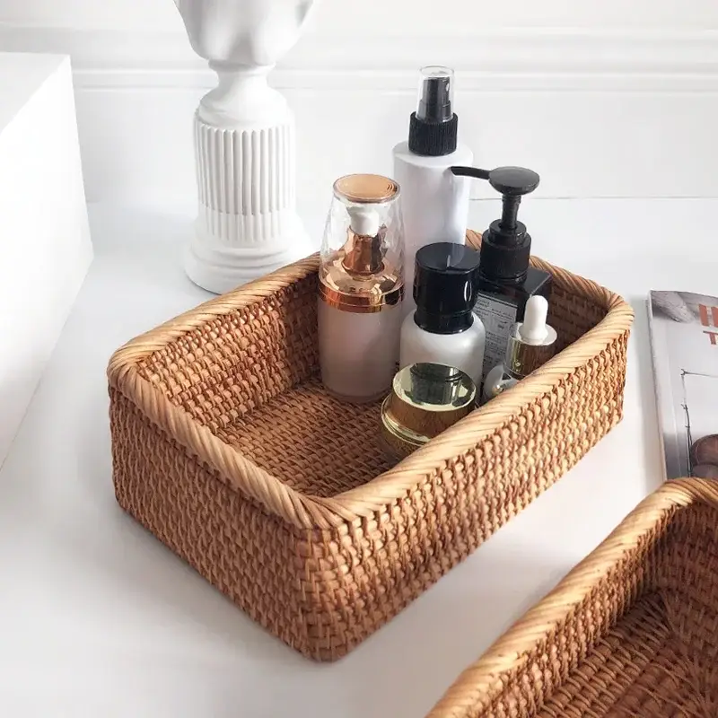 Authentique Woven rattan basket for fruit tea bread and storage