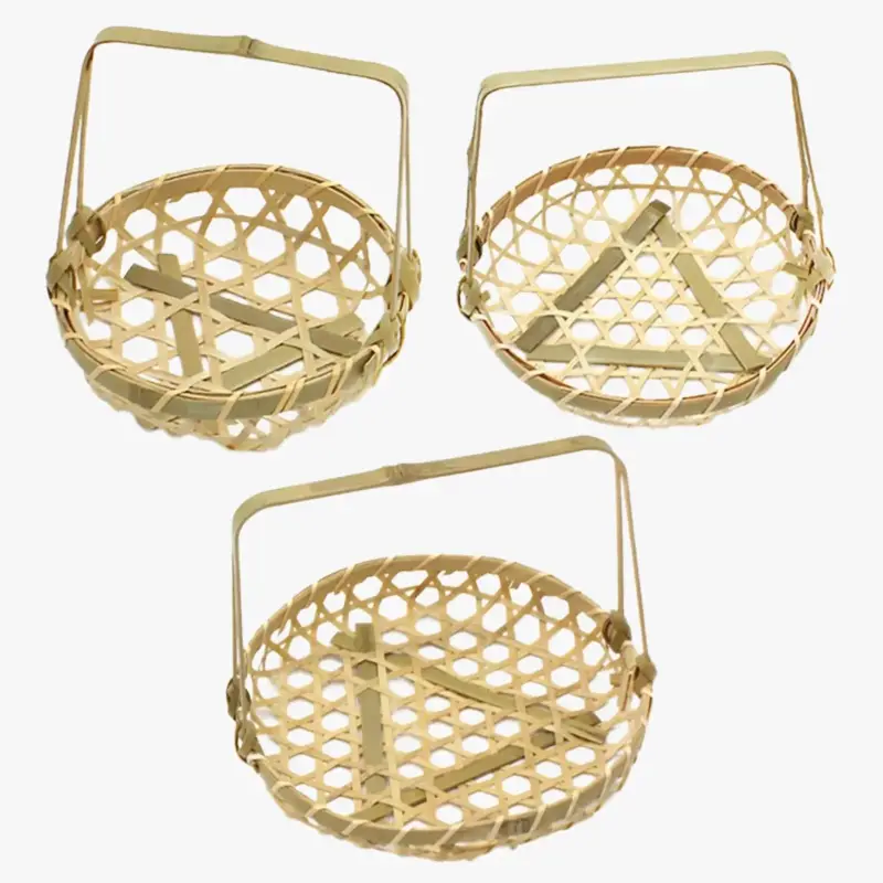 Handwoven decorative bamboo basket for gifts and ceremonies Dernière Chance