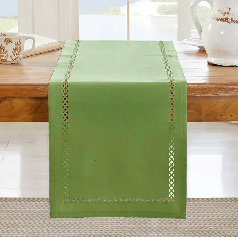 Acheter Direct Linen openwork table runner boho chic style