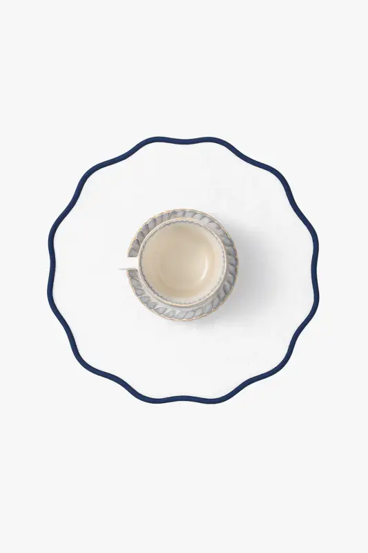 Prix Cassé Embroidered linen placemat set, colour block style