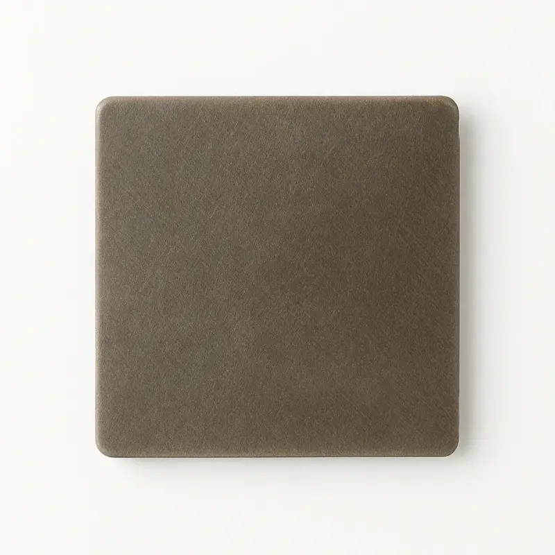 Flat aged grey steel socket cover with rounded edges Retour Gratuit