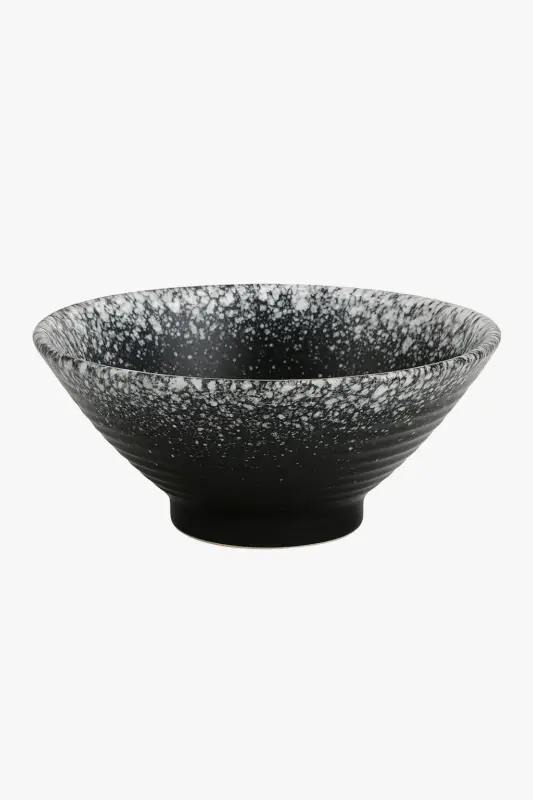 Authentique Japanese style ceramic ramen bowl with traditional patterns