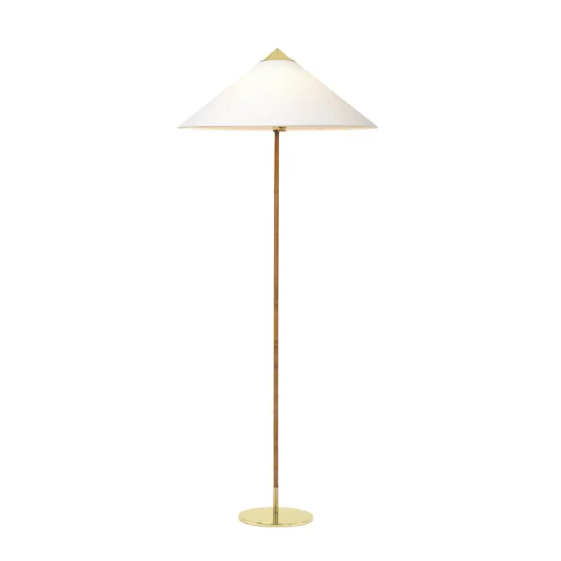 Floor Lamp 9602 CanvasGUBI Produit De Marque