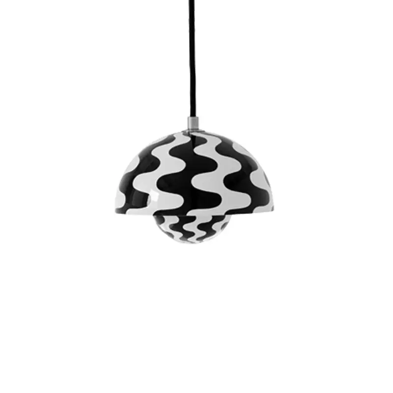 Pendant Light FLOWERPOT VP10 Pattern black & whiteAND TRADITION Commander Maintenant