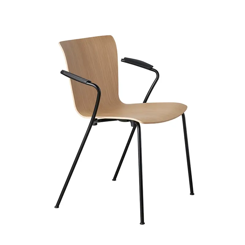 Chaise VICO DUO avec accoudoirs ChêneFRITZ HANSEN Quantité Limitée