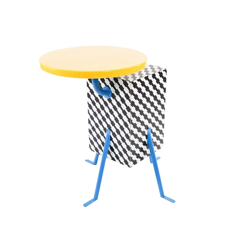 Table d&rsquo;appoint guéridon KRISTALL Jaune et bleuMEMPHIS MILANO Prix Choc